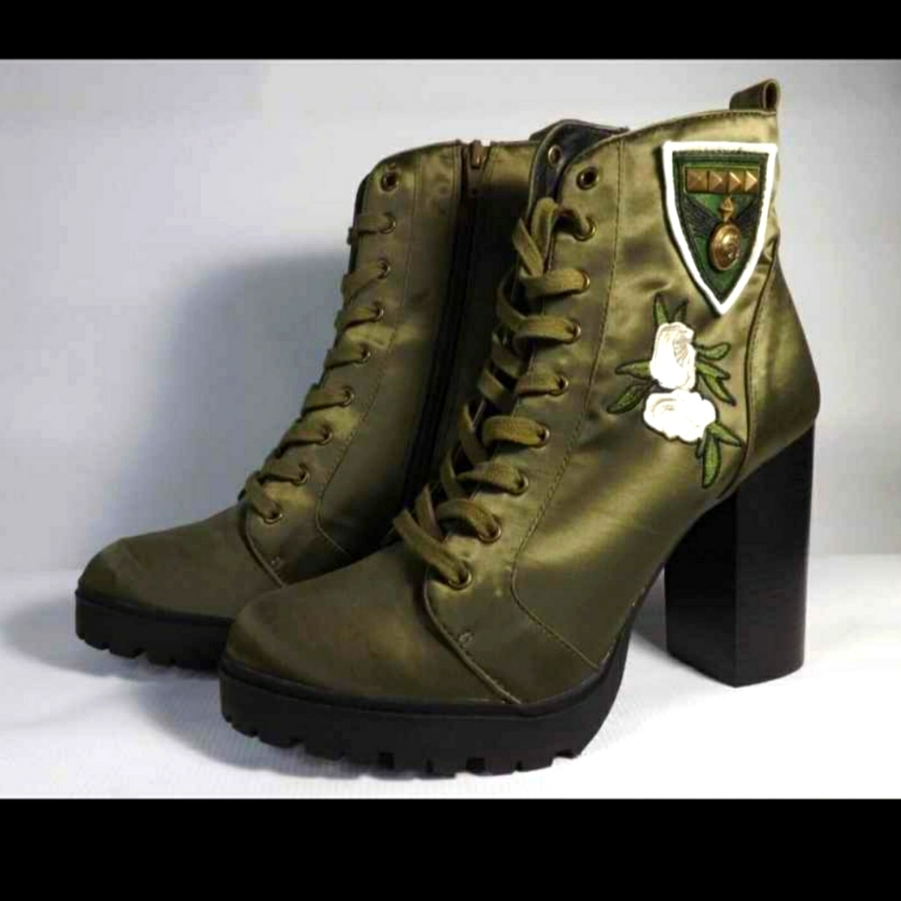 Steve Madden Laurie Floral Combat Boots Army Green Size 8